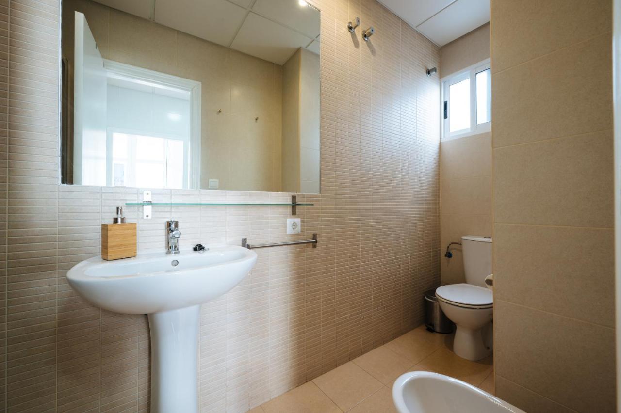Hostly Rivero 2A Center Loft-Fibre-Communal Terrace-Parking Optional-Cless Siviglia Esterno foto